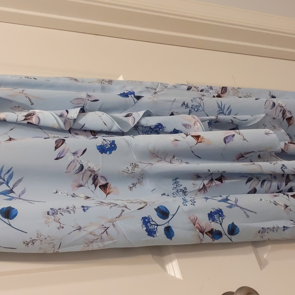 NWT, Banana Republic sleeveless high- low ruffle maxi dress, light blue, size 4 - Picture 7 of 11